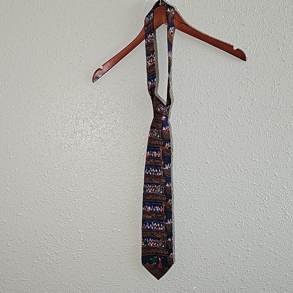 Alynn Neckwear Tie.